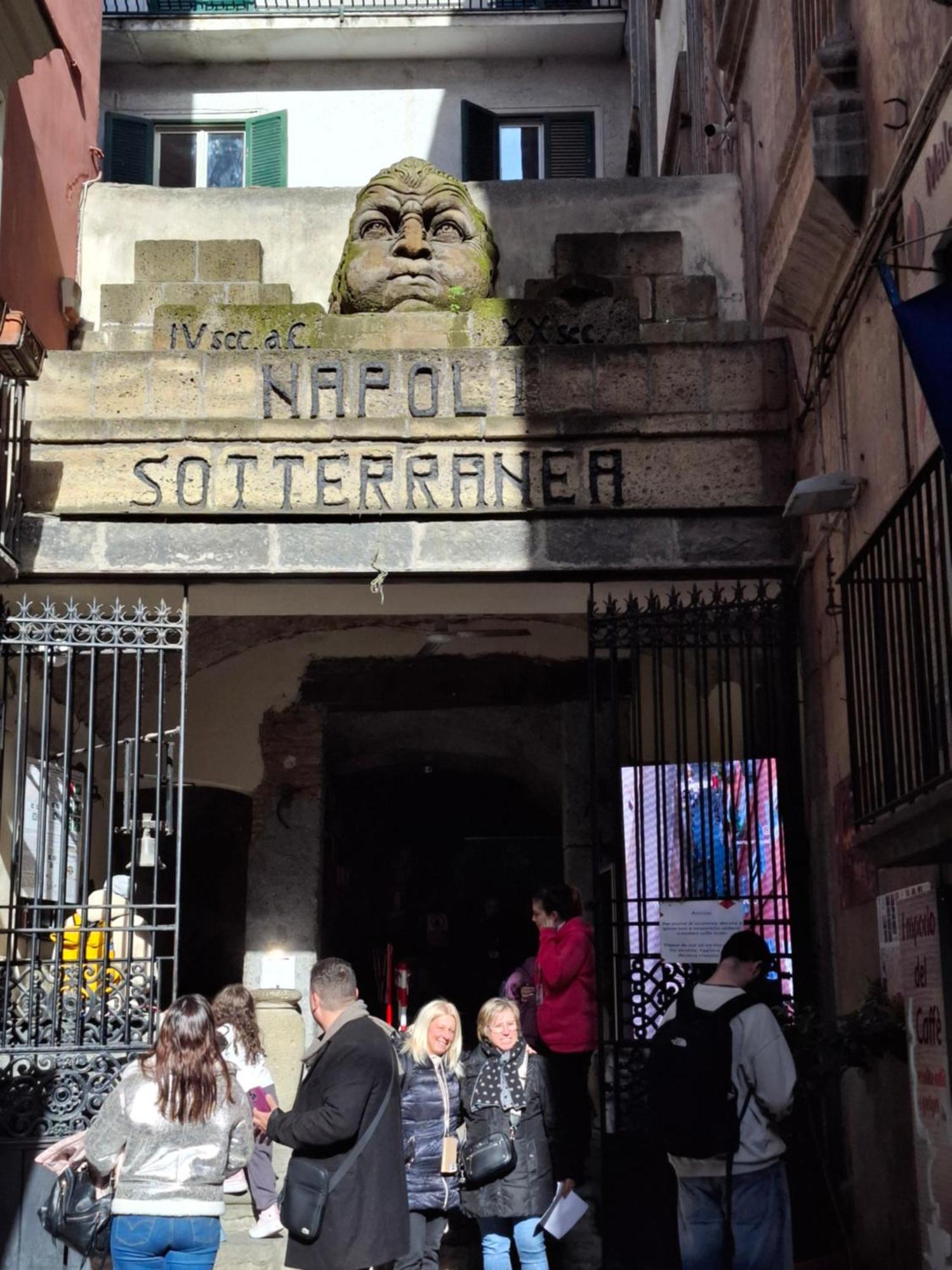 White Home 2 San Gregorio 14 Napoli Eksteriør bilde